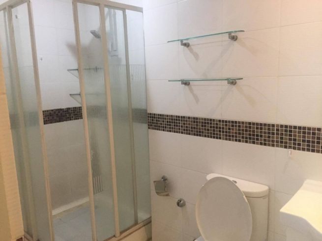 "2 Bedroom Condominium for Rent in Easton Place, Makati City"04