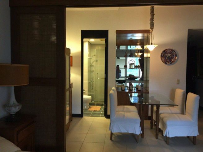 Studio Unit for rent in fairways Tower BGC Taguig City Manila03