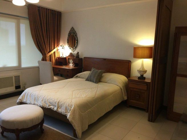 Studio Unit for rent in fairways Tower BGC Taguig City Manila04