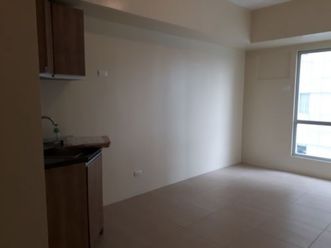 Condo for Rent in Vertis North Avida Vita Quezon City02