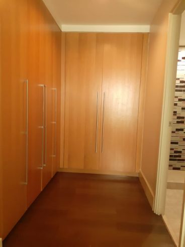 "2 bedroom, 1 parking and Fully-furnished For Lease in Edades Tower"03