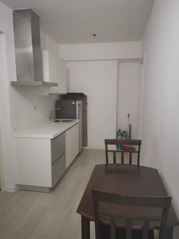 Two Bedroom Semi Furnished Unit for Rent in Maui Tower04