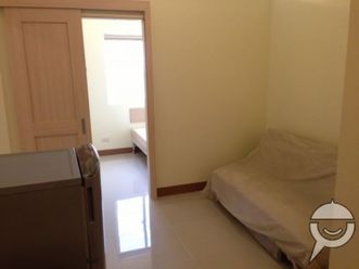 2 Bedroom For Rent in Field Residences02