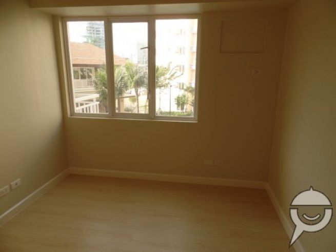 2 BR Condo 53 Benitez Rockwell Primaries03