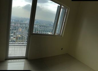 1 Bedroom for Lease in Breeze Residences Roxas Blvd. Manila02