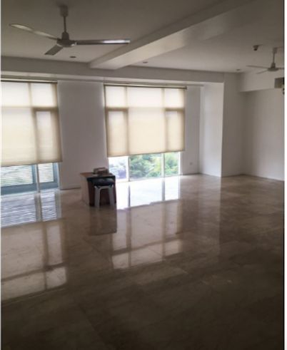 "3 Bedrooms  for Rent at Alabang, Muntinlupa City"01