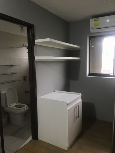 Semi-furnished 2BR Condo Unit near Ayala Feliz and SM Marikina03