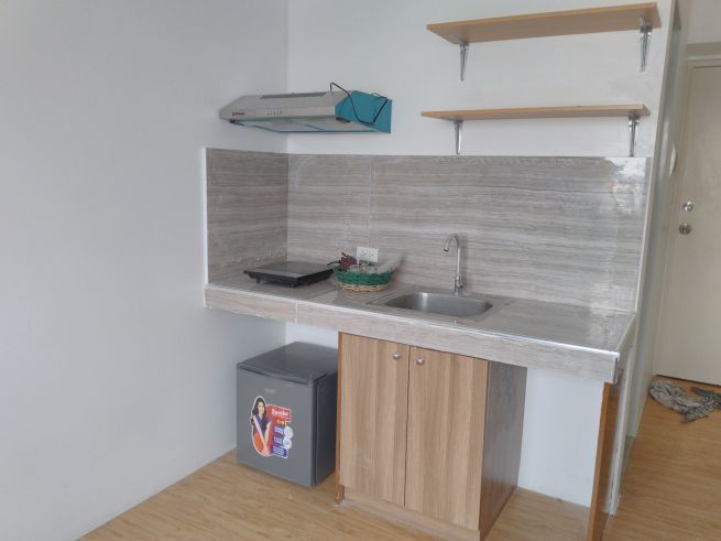 Studio Unit for Rent facing pool side Amaia Skies Sta. Mesa04