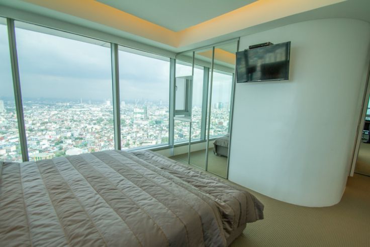 "FOR LEASE: 2 Bedroom Unit in Alphaland Makati Place, Brgy. Bel-Air, Ma"04