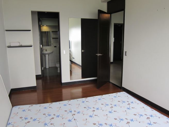 "ML - FOR LEASE: 1 Bedroom Unit in Fairways Tower, BGC"04