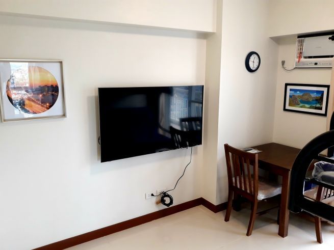 "Top of Rizal Park, 2 br at Torre de Manila, Ermita. Manila Bay fantast"04