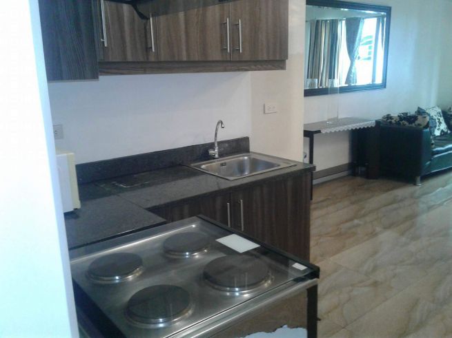 1 Bedroom Loft type across cebu business park for rent04