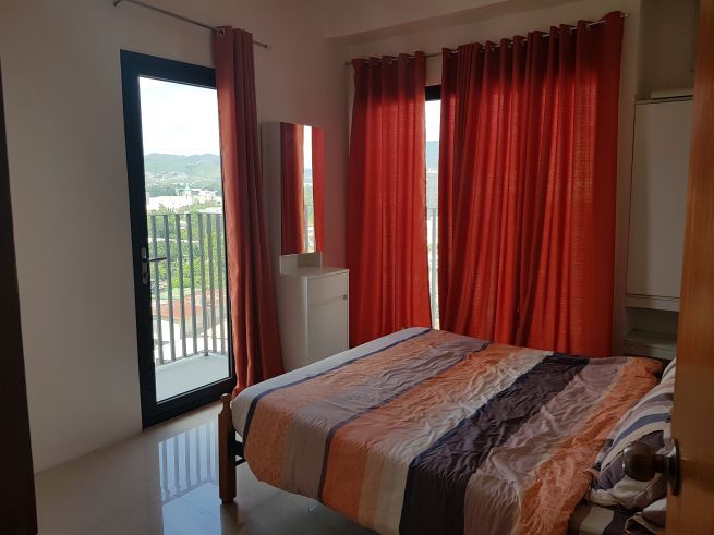 Affordable 2 Bedroom Condo Unit for Rent Across Ayala Cebu Business Pa03