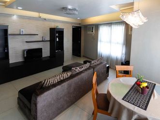 "3BR Condo for Rent in The Fort Residences, BGC"02