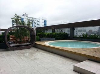 2 bedrooms in F-1 BGC Taguig unit code:F1-4202