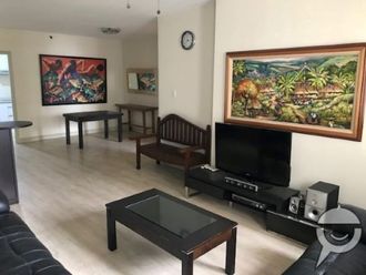 Rent 3 Bdrm Furnished Condo - Makati  (Spacious - 150 sq m)02