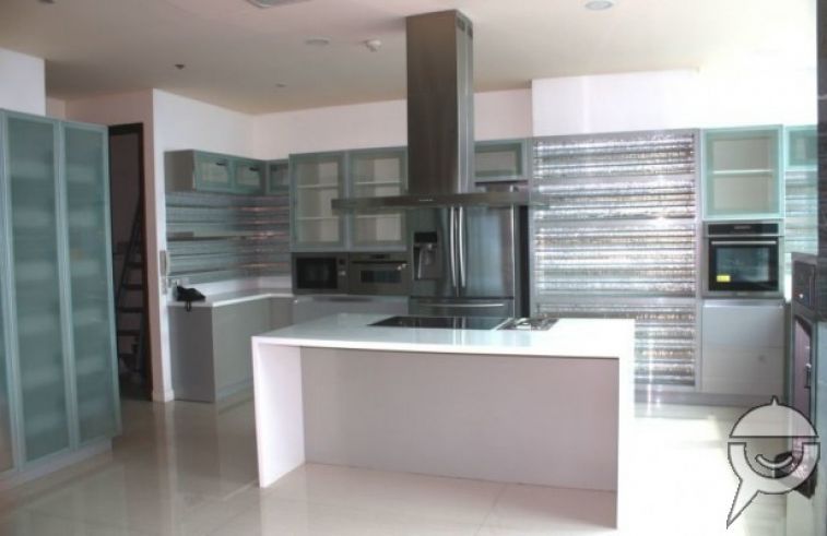 Grand Penthouse For Lease At St. Francis Shangri-La Place04