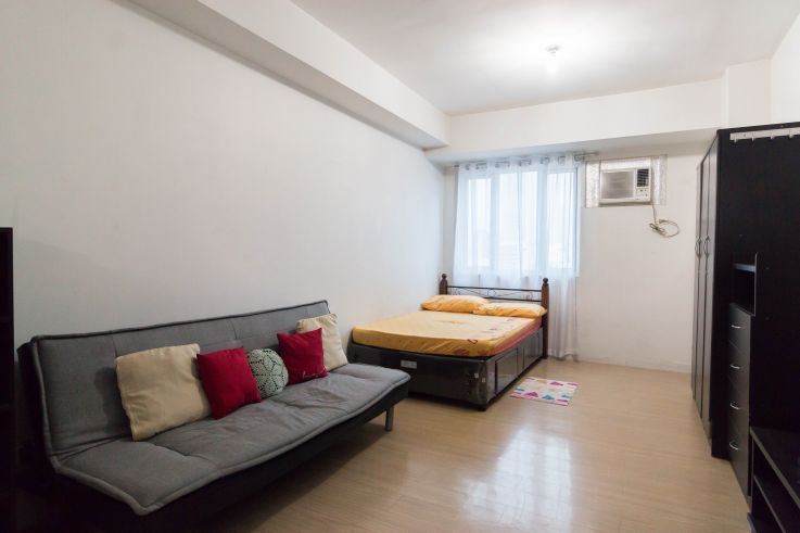 "Furnished Studio FOR RENT in MPlace Residences, Quezon City, near ABSC"03