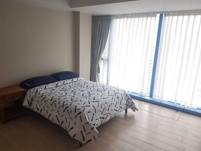 1 Bedroom Condo Unit For Rent in Three Central Makati Near PBCom04
