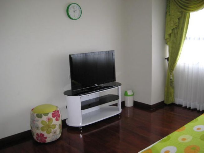 "2 Bedroom Condominium Unit across Ayala, Avalon"04