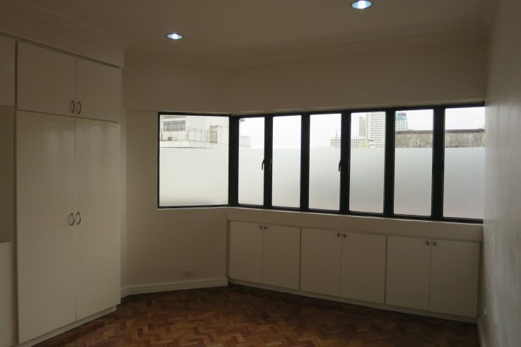 73sqm Unfurnished One Bedroom04
