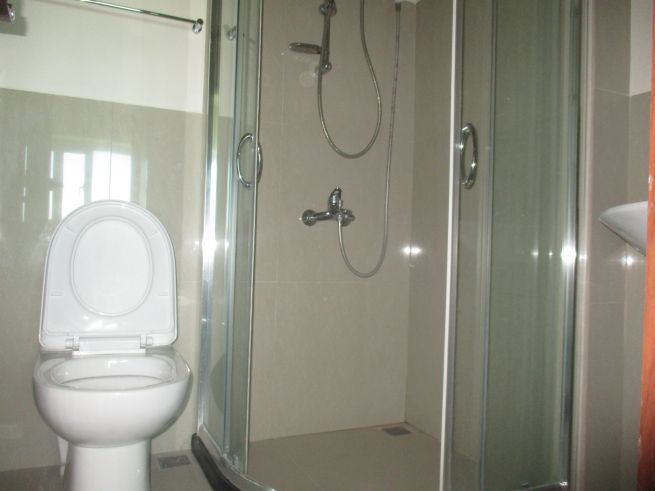 "One Bedroom, Two Bathroom Unfurnished Unit at The Beacon Makati"03