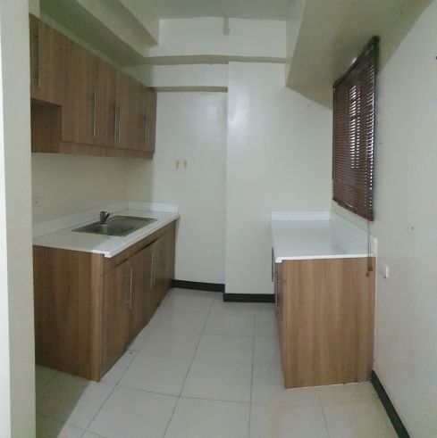 2-BR Condo for Rent Semi-furnished04