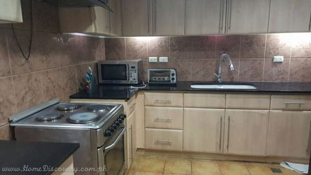 "3Br Condo (One Mckinley Place, Bgc)"02