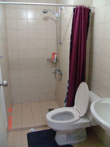 Studio Unit at Grand Soho Makati04