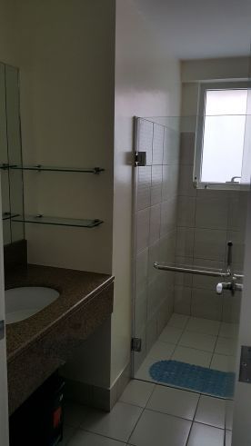 "Fully-fitted 2-bedroom Unit,Midori Tower 2, Makati"04