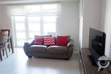 2 BEDROOM UNIT WITH 1 PARKING SLOT02