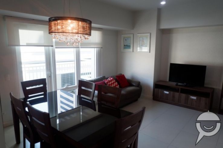 2 BEDROOM UNIT WITH 1 PARKING SLOT04