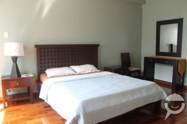 "The Residences at Greenbelt, 2 Bedroom Semifurnished for Rent, CRD2127"02