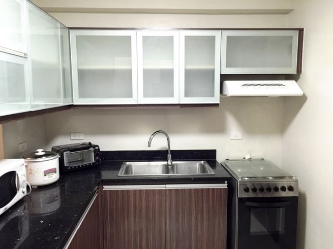 "2 Bedroom Condominium for Rent in Ayala Business Park, Cebu"03