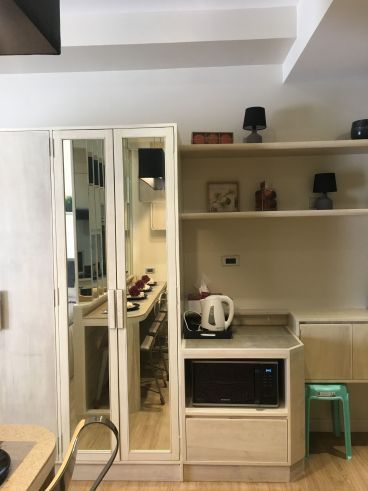 For Rent 56 sqm Studio unit Fully Furnished Abreeza Residence Condo w03
