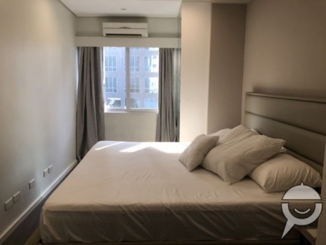 "2 Bedroom for Rent in W Tower, BGC"01