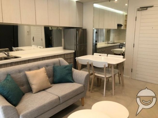 "2 Bedroom for Rent in W Tower, BGC"03