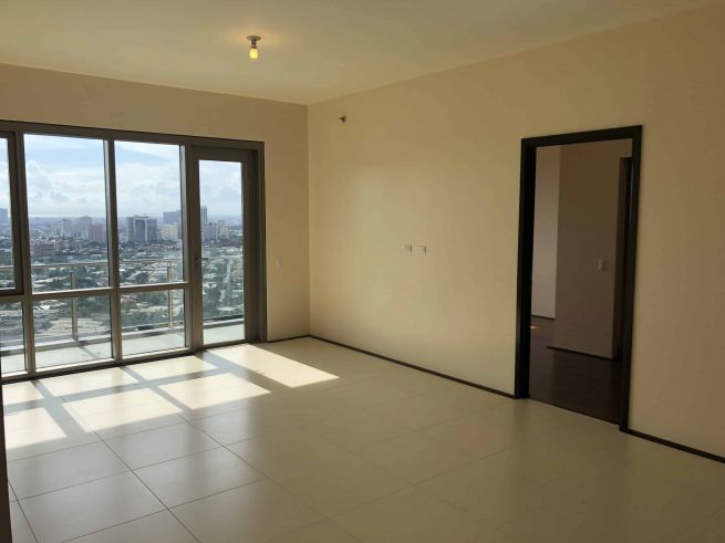 "FOR LEASE: 3 Bedroom Unit in The Viridian in Greenhils, San Juan"01