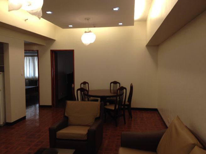Le Triomphe 60 sq 1br FF P38K inclusive dues and parking01