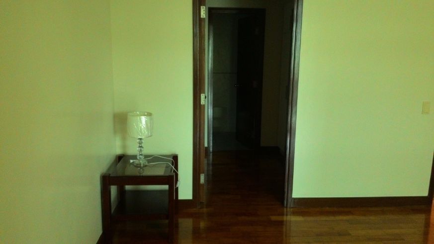 2 Bedroom Condominium in Makati03