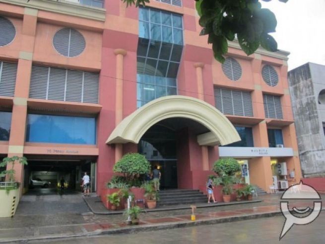 2BR For Rent W/ Parking and Maids Room Rosemont Tower QC Timog Tomas M03