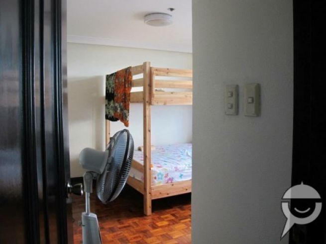 2BR For Rent W/ Parking and Maids Room Rosemont Tower QC Timog Tomas M04