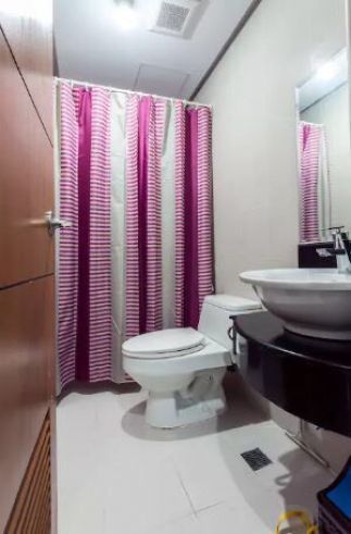 "Studio Condo for Rent in McKinley Hill Taguig City, 25sqm"03