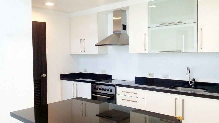 Lease Rent One Bedroom 1BR East Tower One Serendra BGC03
