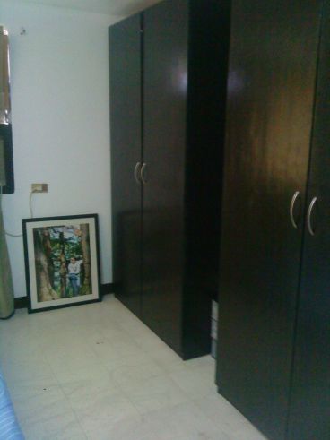 Nicely 2 bedroom layout near BGC McKinley SM Aura Market Market and Ma03