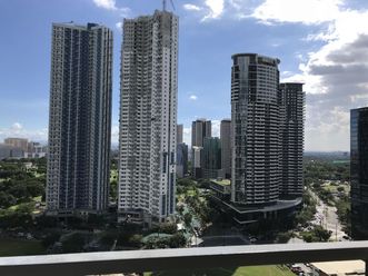 Maridien Tower 2 25th Floor Condo for Rent02