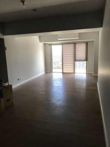 Maridien Tower 2 25th Floor Condo for Rent03
