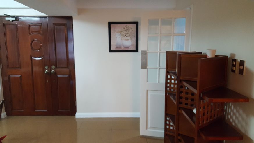 3 Bedroom Condo Unit with City View03