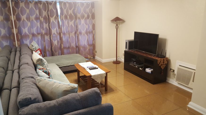 3 Bedroom Condo Unit with City View04