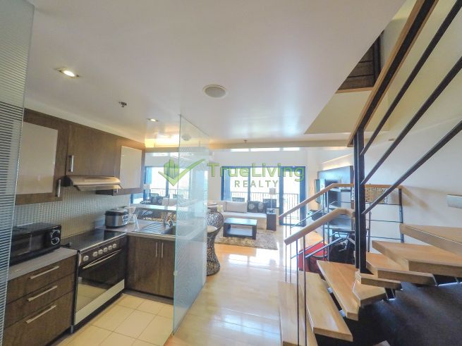 Interior designed 1 Bedroom Loft w/ balcony in One Rockwell West Tower03
